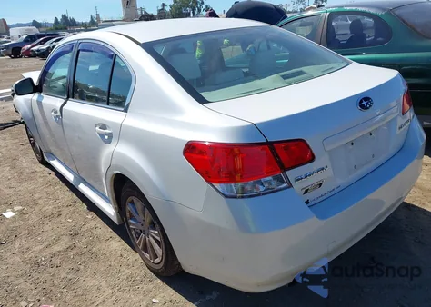 2012 Subaru Legacy 2.5I Premium z USA, uszkodzony, nr VIN 4S3BMAG67C1005840